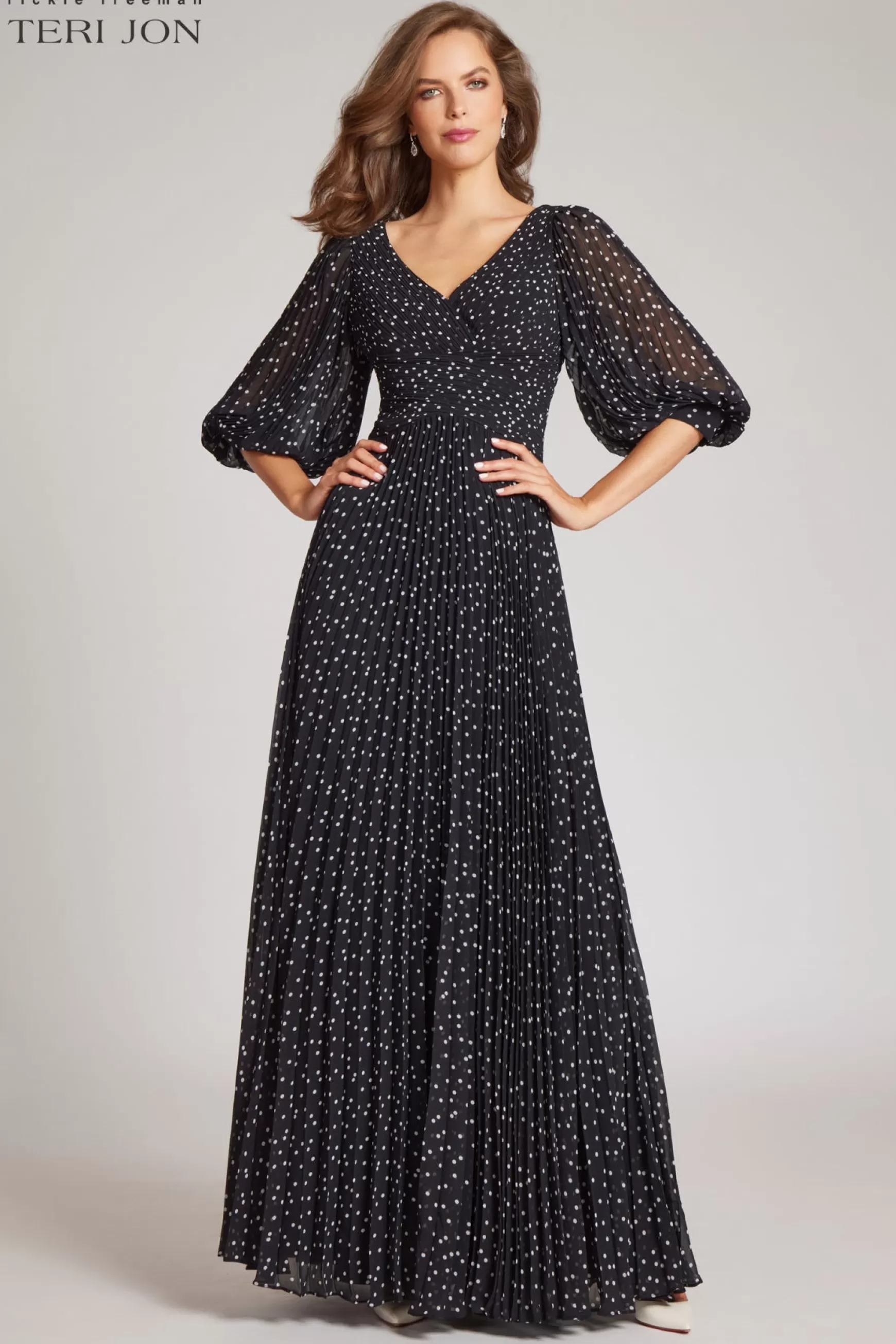 Evening & Formal Gowns | Guest of Wedding*Teri Jon Chiffon Pleated Polka Dot V-Neck Gown Black White