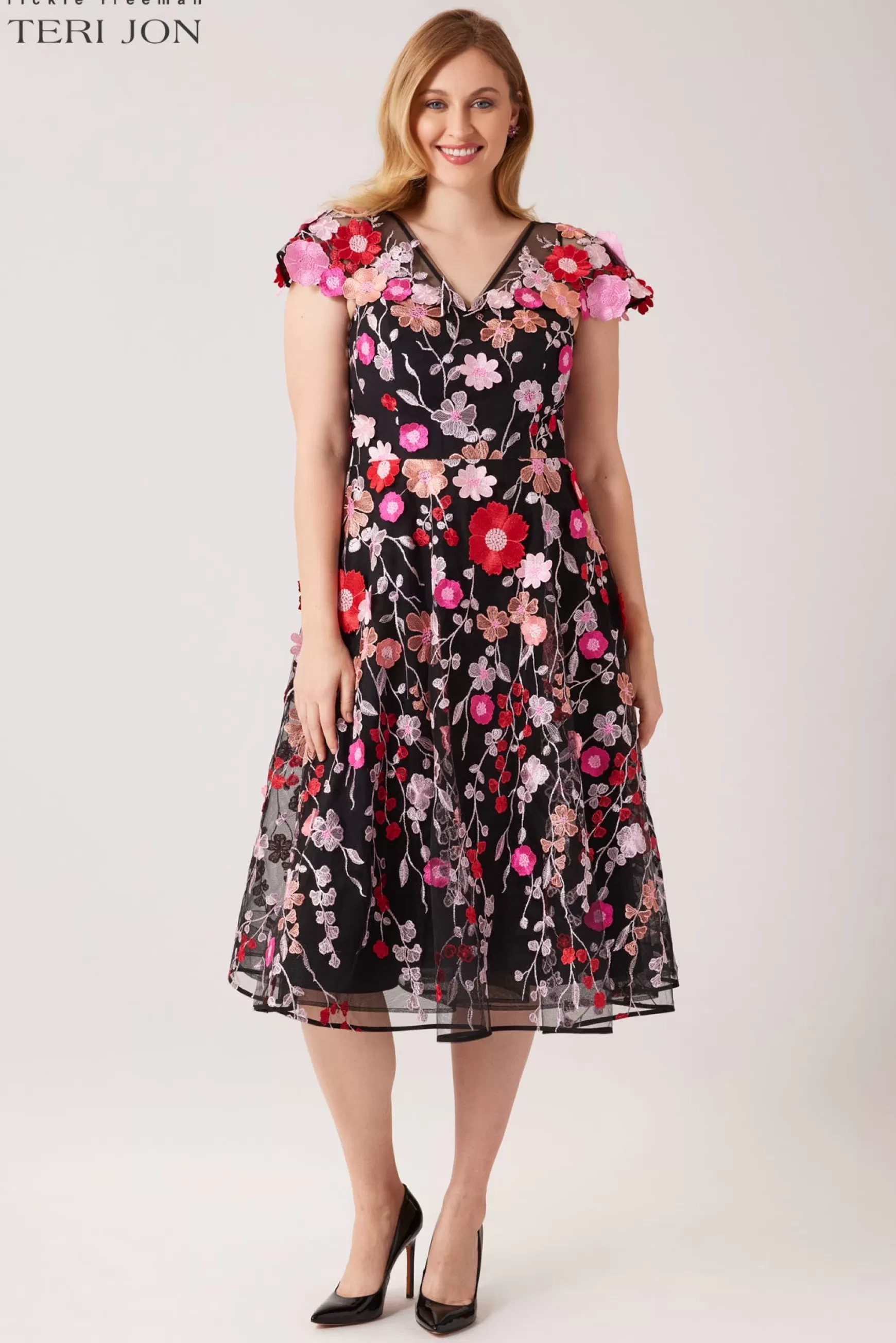 Cocktail & Party Dresses*Teri Jon Floral Embroidered V Neck Dress Black Multi