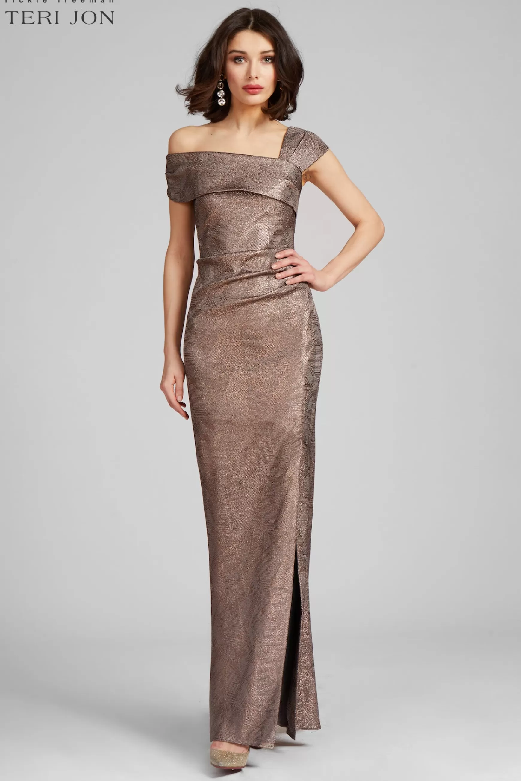 Plus Size Dresses | Evening & Formal Gowns*Teri Jon Metallic Jacquard Asymmetrical Shoulder Gown navy | bronze